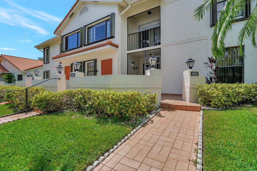 9700 Pavarotti Ter Terrace, Boynton Beach, FL 33437