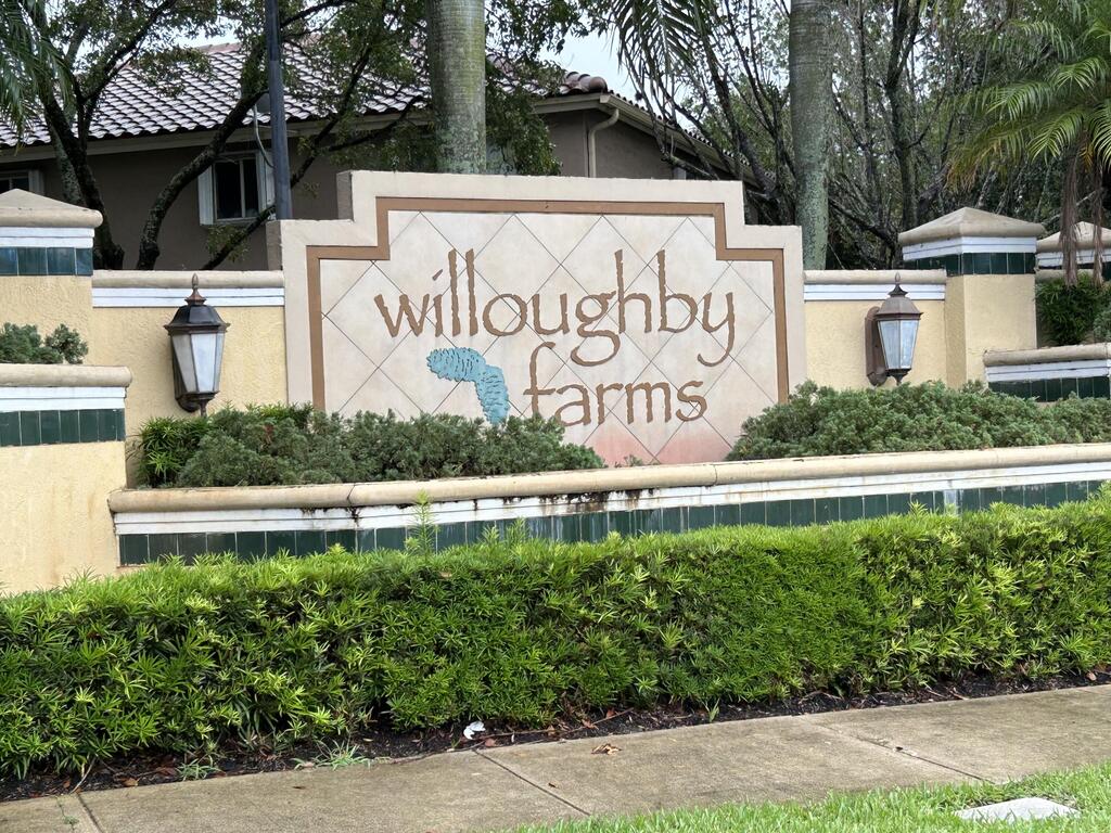 6105 Willoughby Circle, Lake Worth, FL 33463