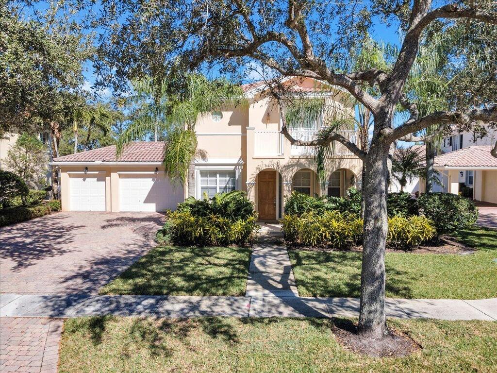 8427 Arima Lane, Wellington, FL 33414