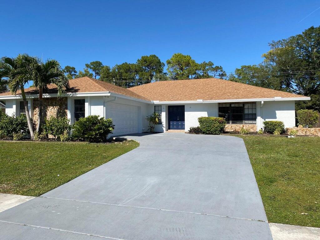 12073 Old Country Road, Wellington, FL 33414