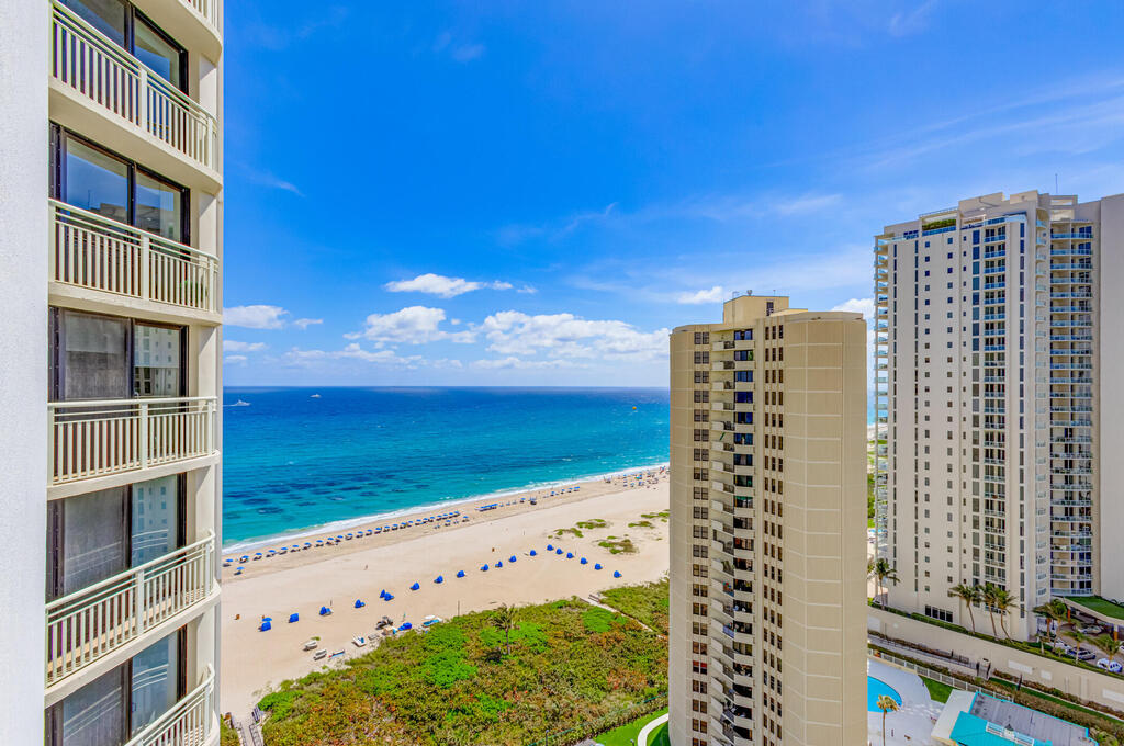 3000 Ocean Drive, Singer Island, FL 33404