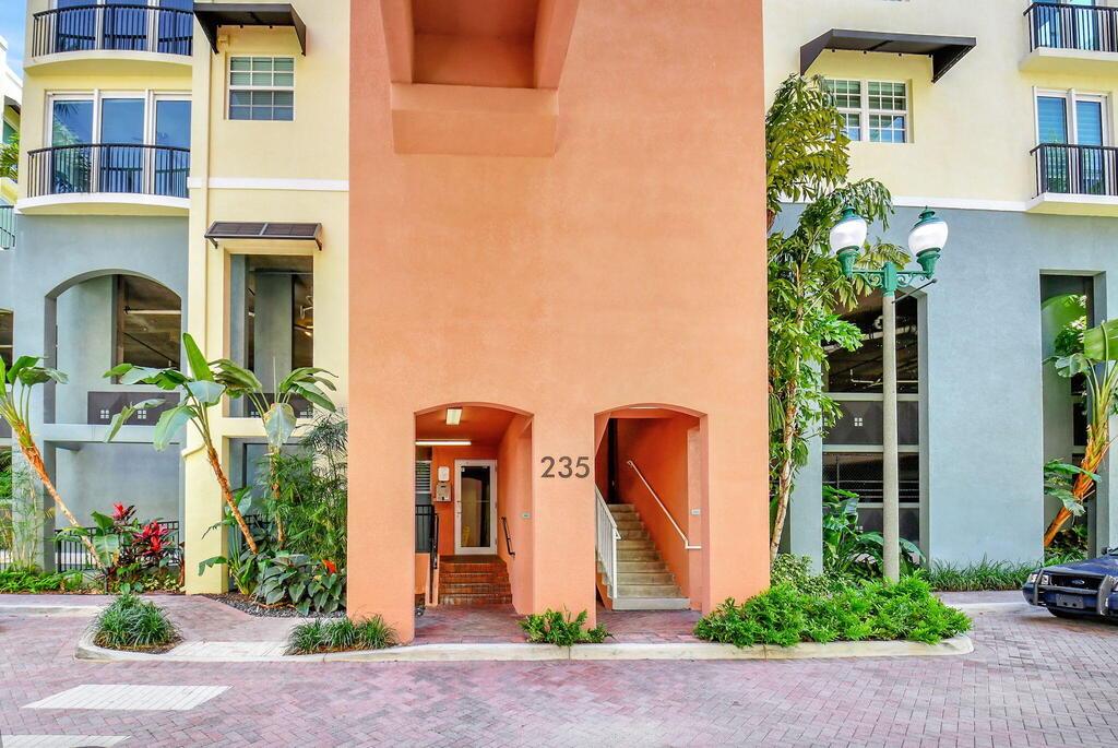 235 1st Street, Delray Beach, FL 33444