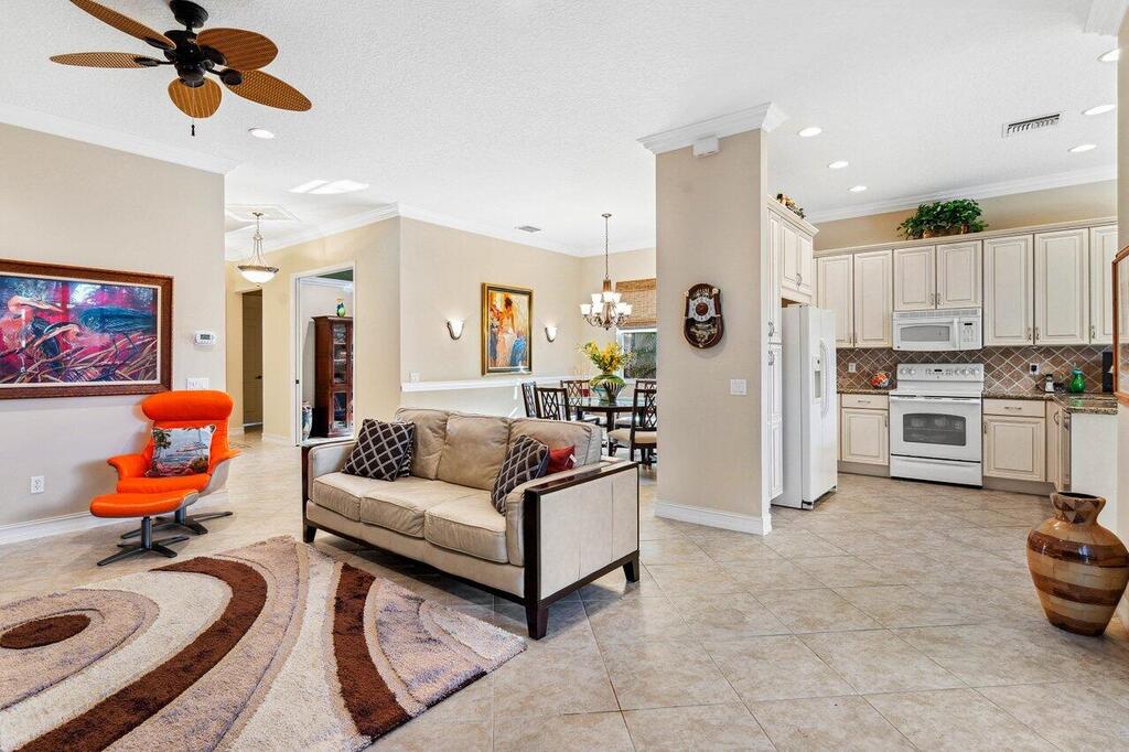 7410 Ringwood Terrace, Boynton Beach, FL 33437