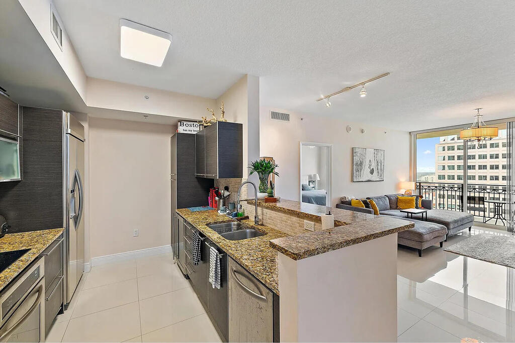 550 Okeechobee Boulevard, West Palm Beach, FL 33401