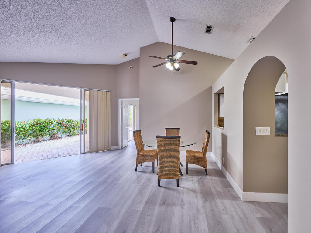 9181 Heathridge Drive, West Palm Beach, FL 33411