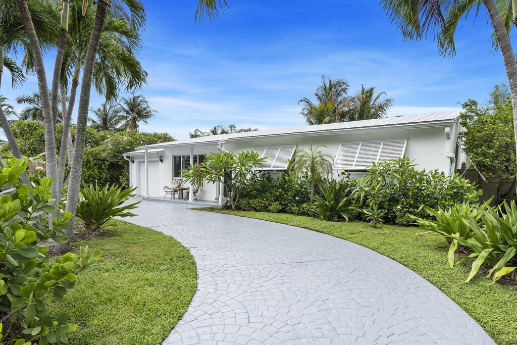 145 Gregory Place, West Palm Beach, FL 33405