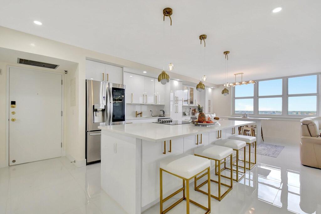 5440 Ocean Drive, Singer Island, FL 33404