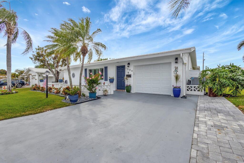 1504 22nd Avenue, Boynton Beach, FL 33426