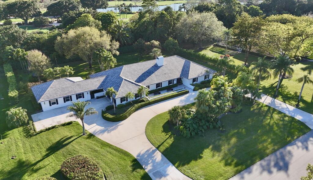 8677 Estate Drive, West Palm Beach, FL 33411