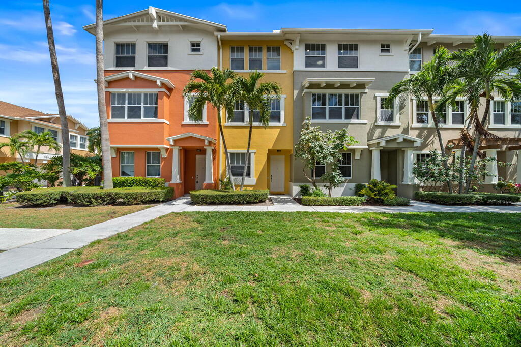 1730 Borrego Way, West Palm Beach, FL 33401