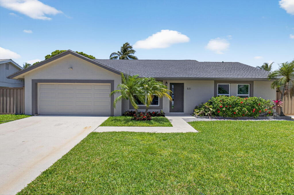 621 10th Court, Boynton Beach, FL 33426