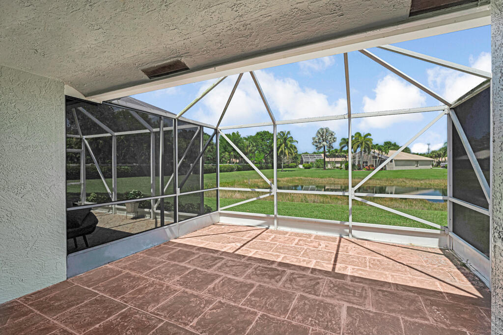 8466 Logia Circle, Boynton Beach, FL 33472