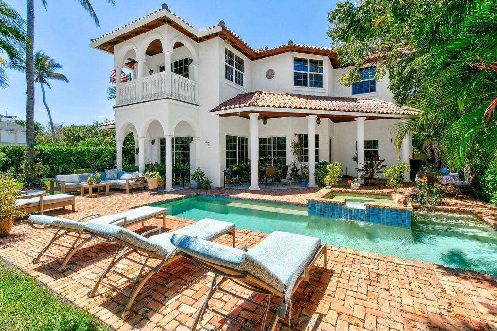 201 Avila Road, West Palm Beach, FL 33405