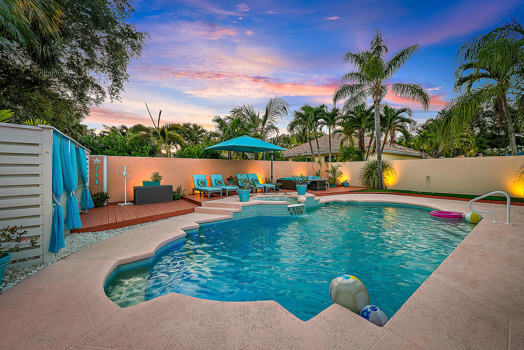 210 Hampton Drive, Jupiter, FL 33458