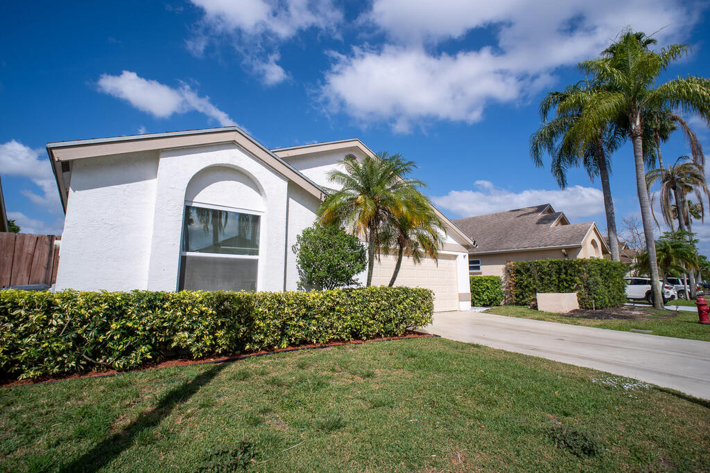 1288 Waterway Cove Drive, Wellington, FL 33414