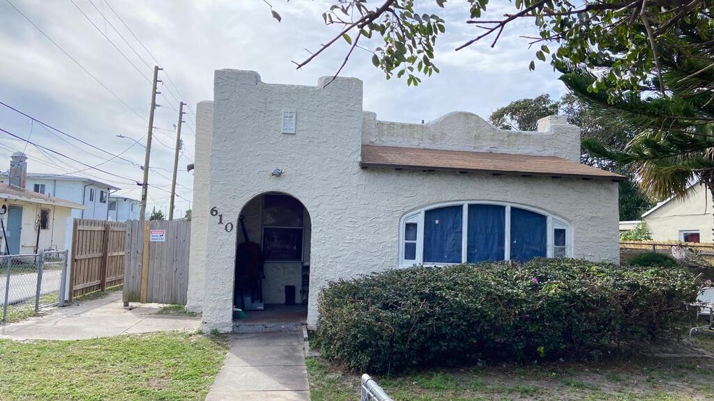 610 32nd Street, West Palm Beach, FL 33407
