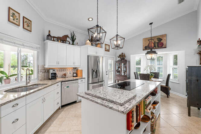 2760 Appaloosa Trail, Wellington, FL 33414