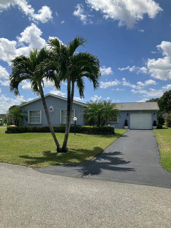 7261 Pine Forest Circle, Lake Worth, FL 33467