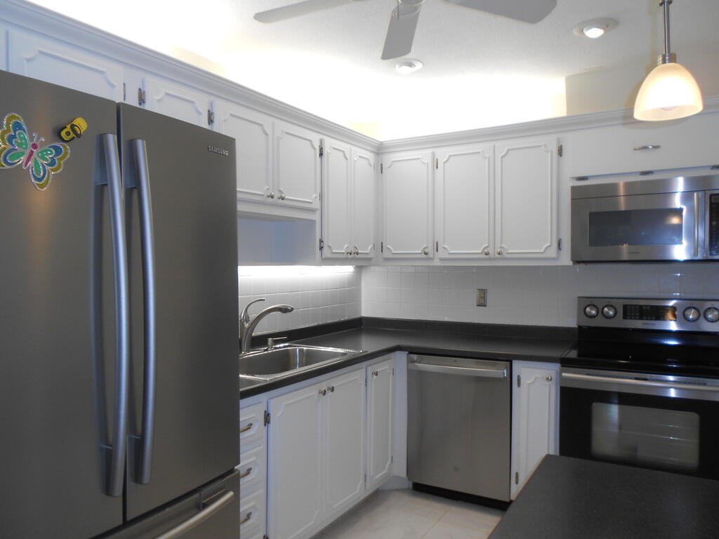 10088 40th Way, Boynton Beach, FL 33436