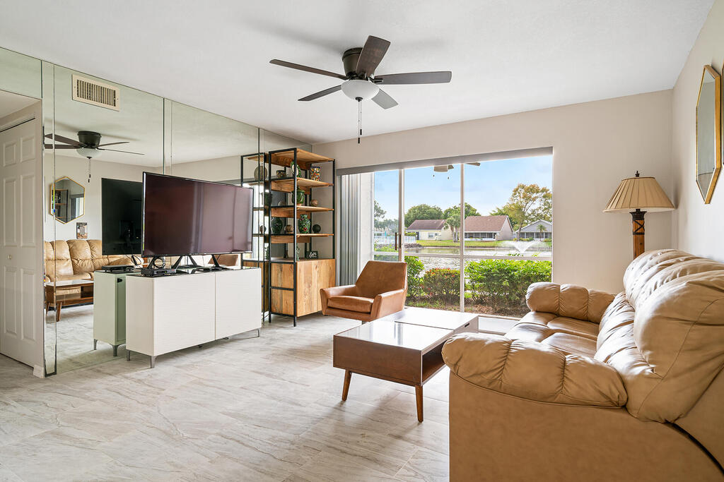 13791 Oneida Drive, Delray Beach, FL 33446