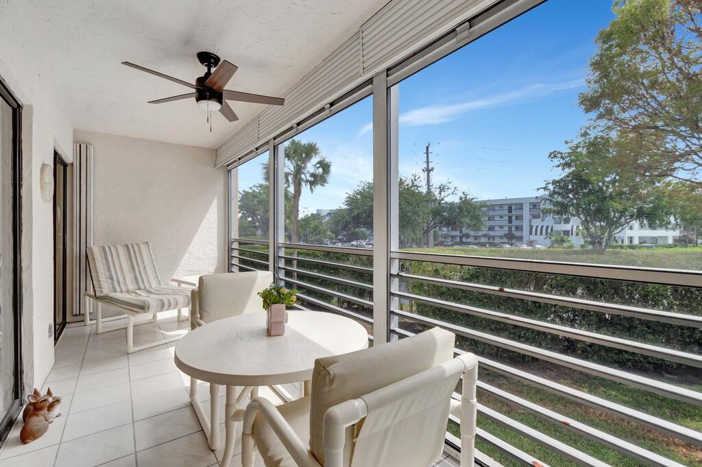 3154 Via Poinciana , Lake Worth, FL 33467