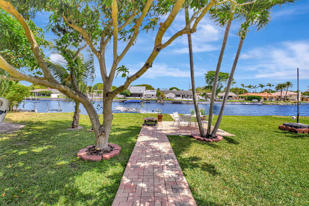 147 Oregon Lane, Boca Raton, FL 33487
