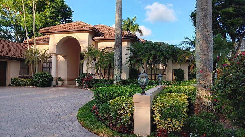   , Boca Raton, FL 33496