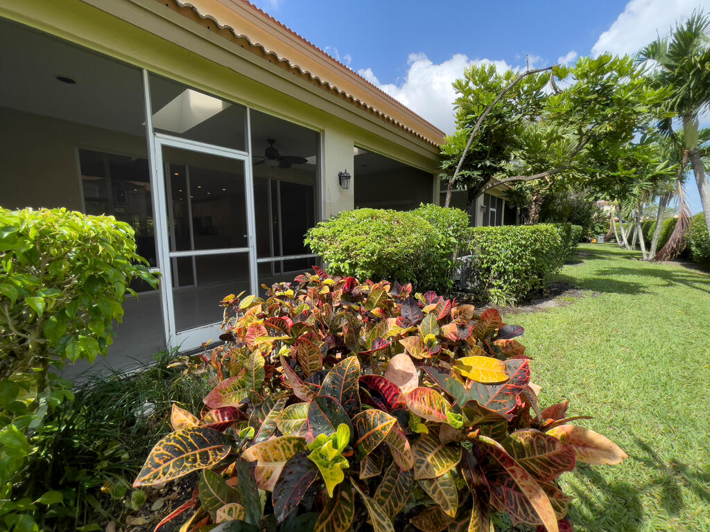 6817 Via Regina , Boca Raton, FL 33433