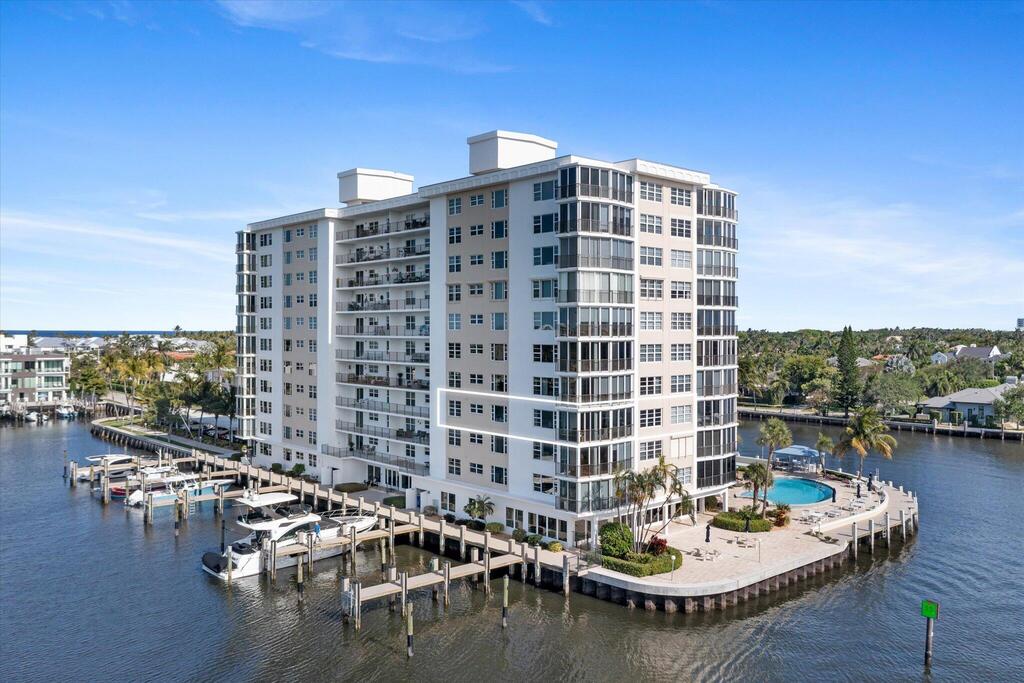 400 Seasage Drive, Delray Beach, FL 33483