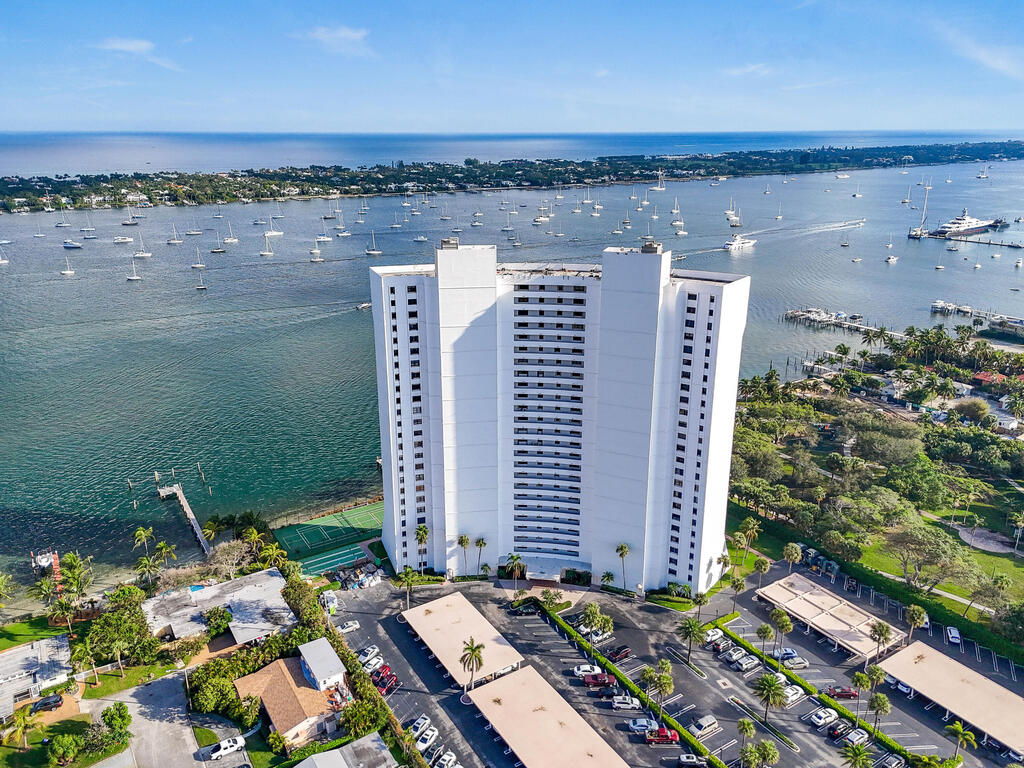 5200 Flagler Drive, West Palm Beach, FL 33407