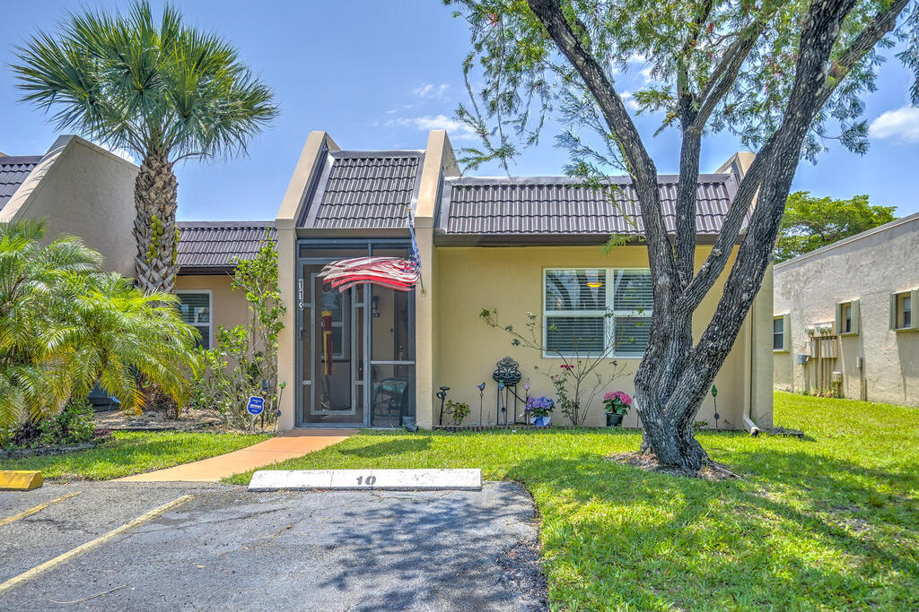 113 Lake Terry Drive, West Palm Beach, FL 33411