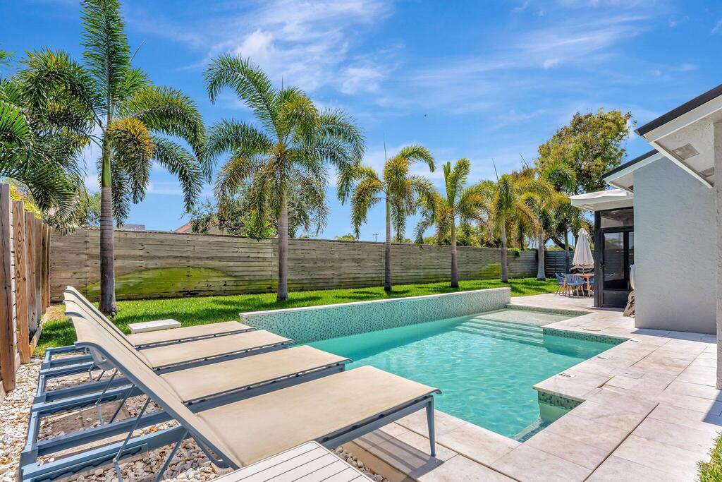620 Enfield Road, Delray Beach, FL 33444
