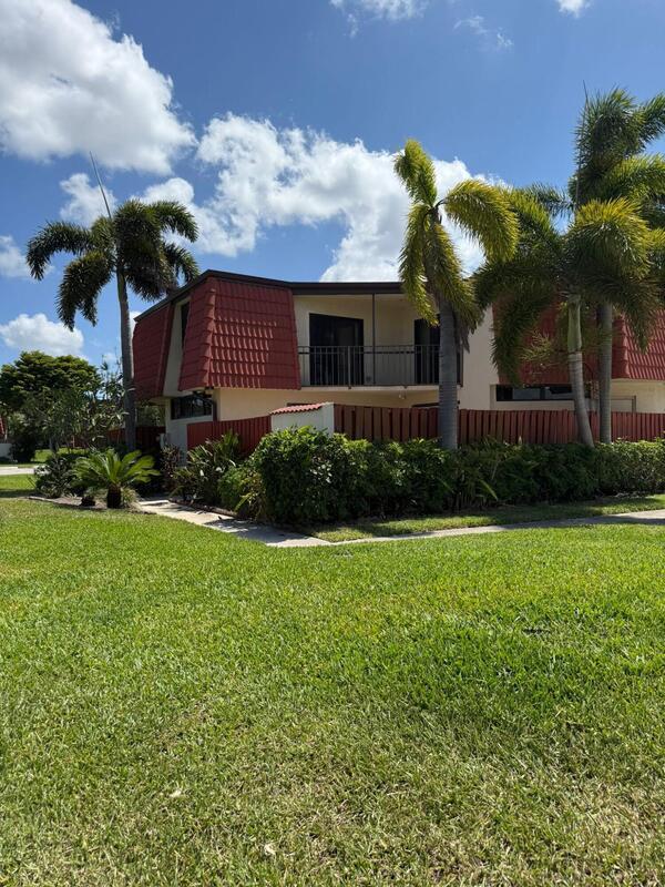 3790 Victoria Drive Drive, West Palm Beach, FL 33406