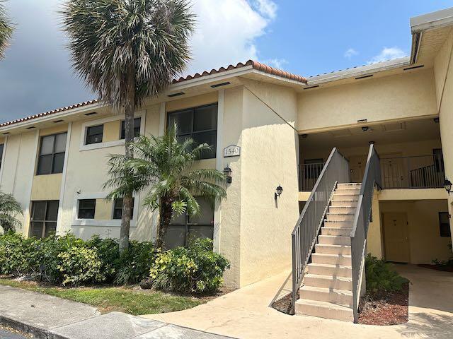 1520 Lake Crystal Drive, West Palm Beach, FL 33411