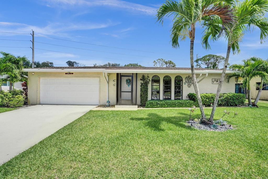 14552 Shadow Wood Lane, Delray Beach, FL 33484