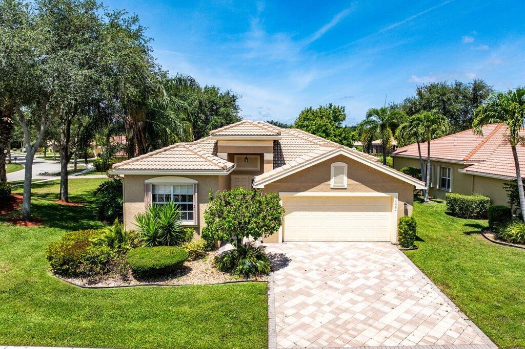10887 Summerville Way, Boynton Beach, FL 33437