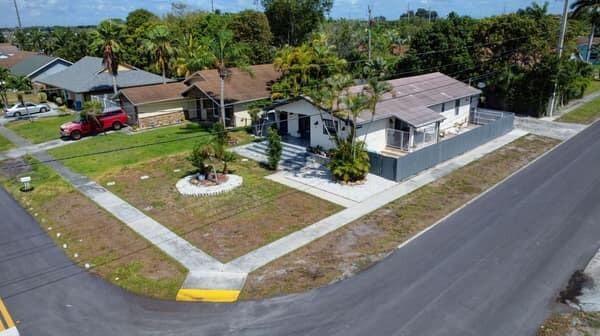 701 1st Avenue, Boynton Beach, FL 33426