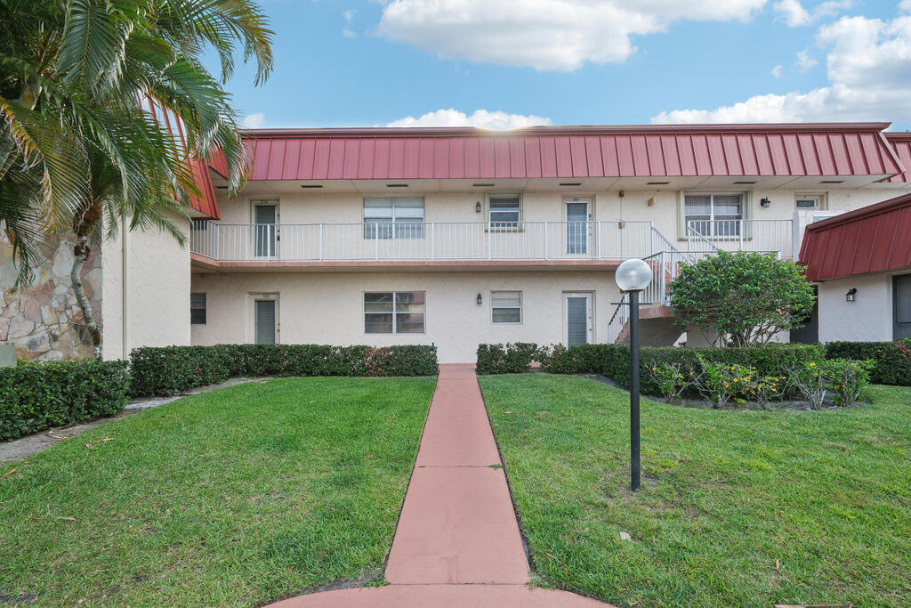 12012 Greenway Circle, Royal Palm Beach, FL 33411