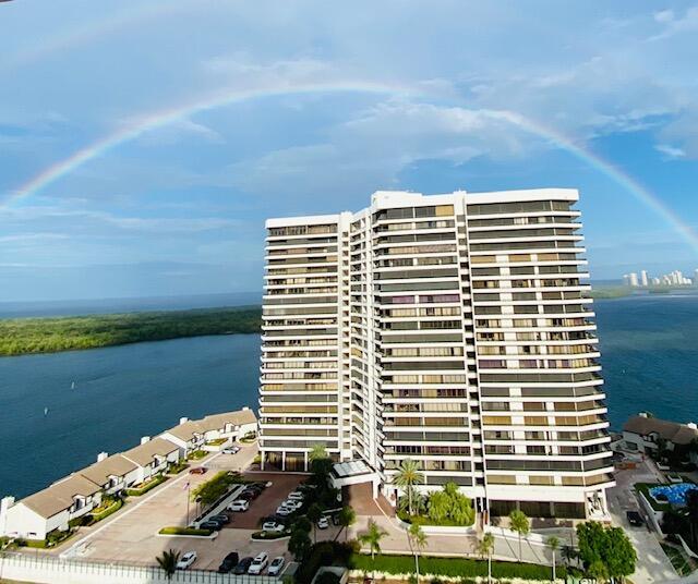 100 Lakeshore Drive, North Palm Beach, FL 33408