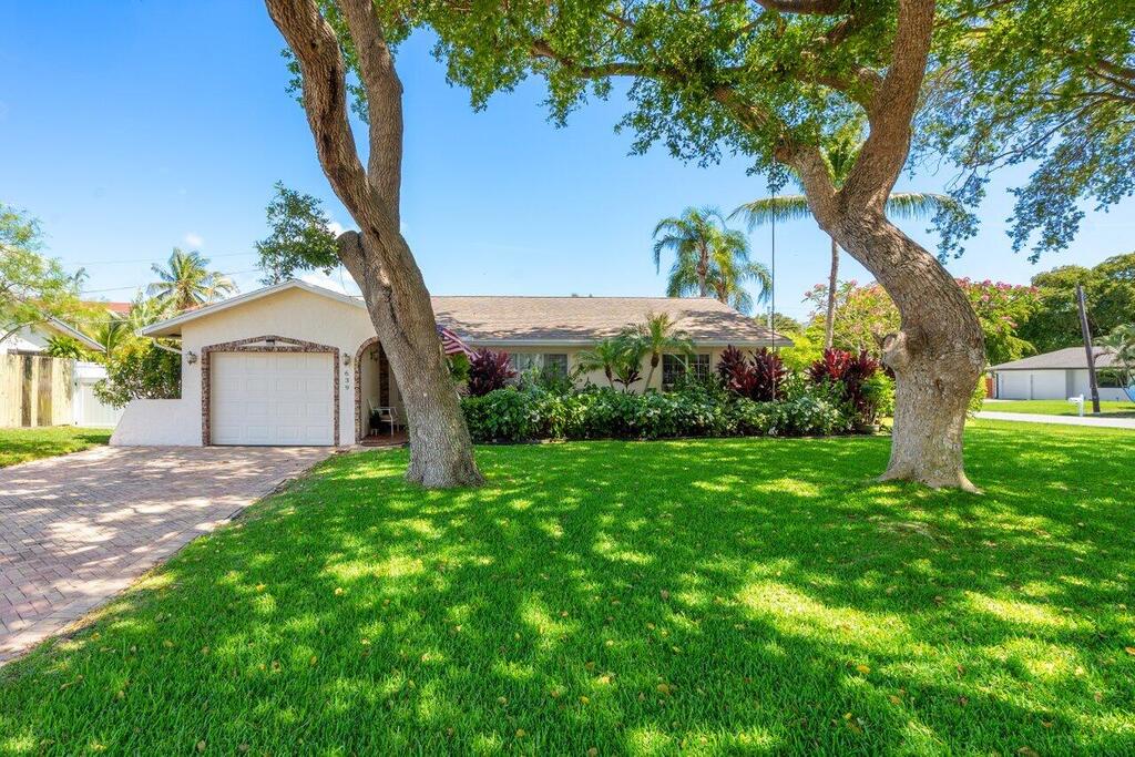 639 Mallard Drive, Delray Beach, FL 33444