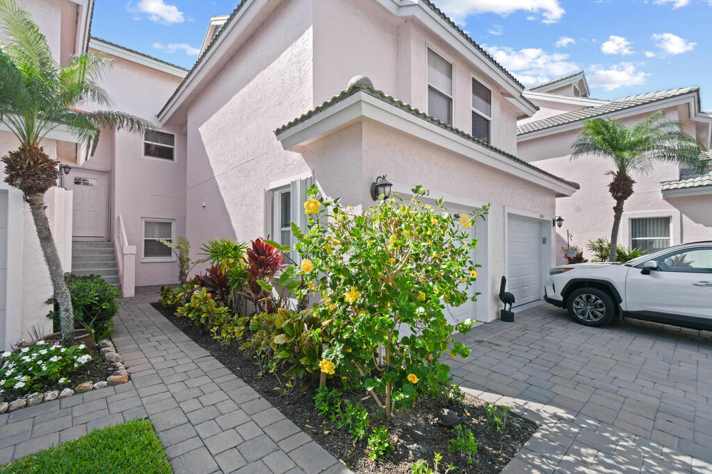 3003 Fairway Drive, Jupiter, FL 33477