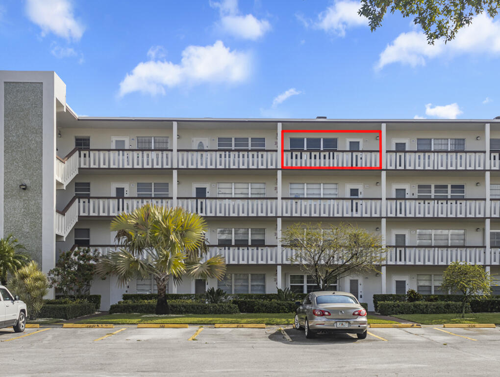 424 Southampton B , West Palm Beach, FL 33417
