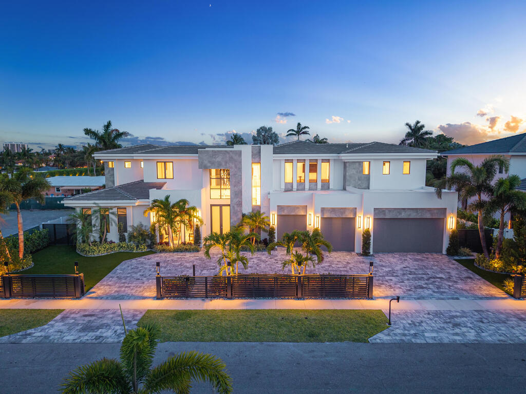 474 10th Street, Boca Raton, FL 33432