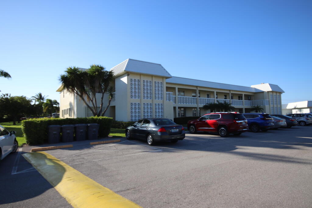 9842 Marina Boulevard, Boca Raton, FL 33428
