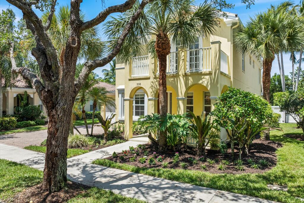 306 San Remo Drive, Jupiter, FL 33458