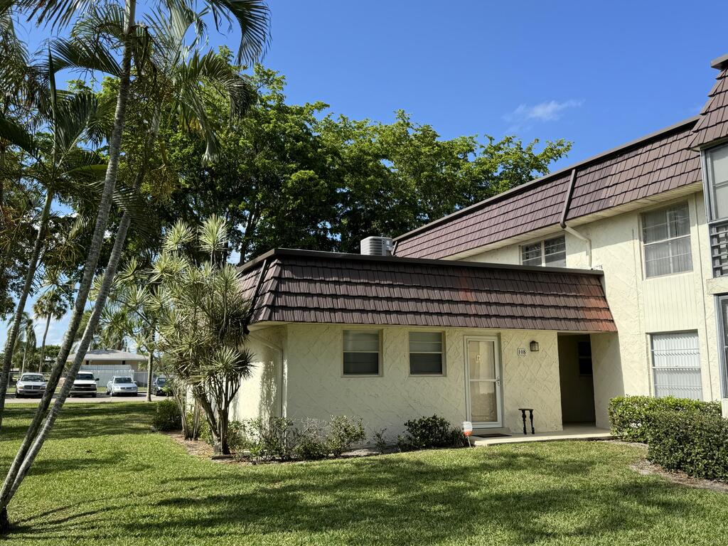 12004 Poinciana Boulevard, Royal Palm Beach, FL 33411