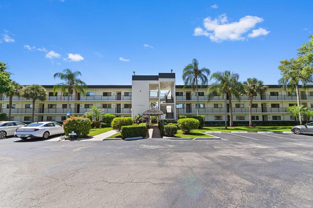 15244 Lakes Of Delray Boulevard, Delray Beach, FL 33484