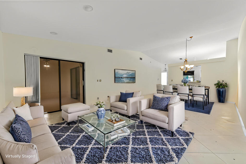 6120 Kings Gate Circle, Delray Beach, FL 33484