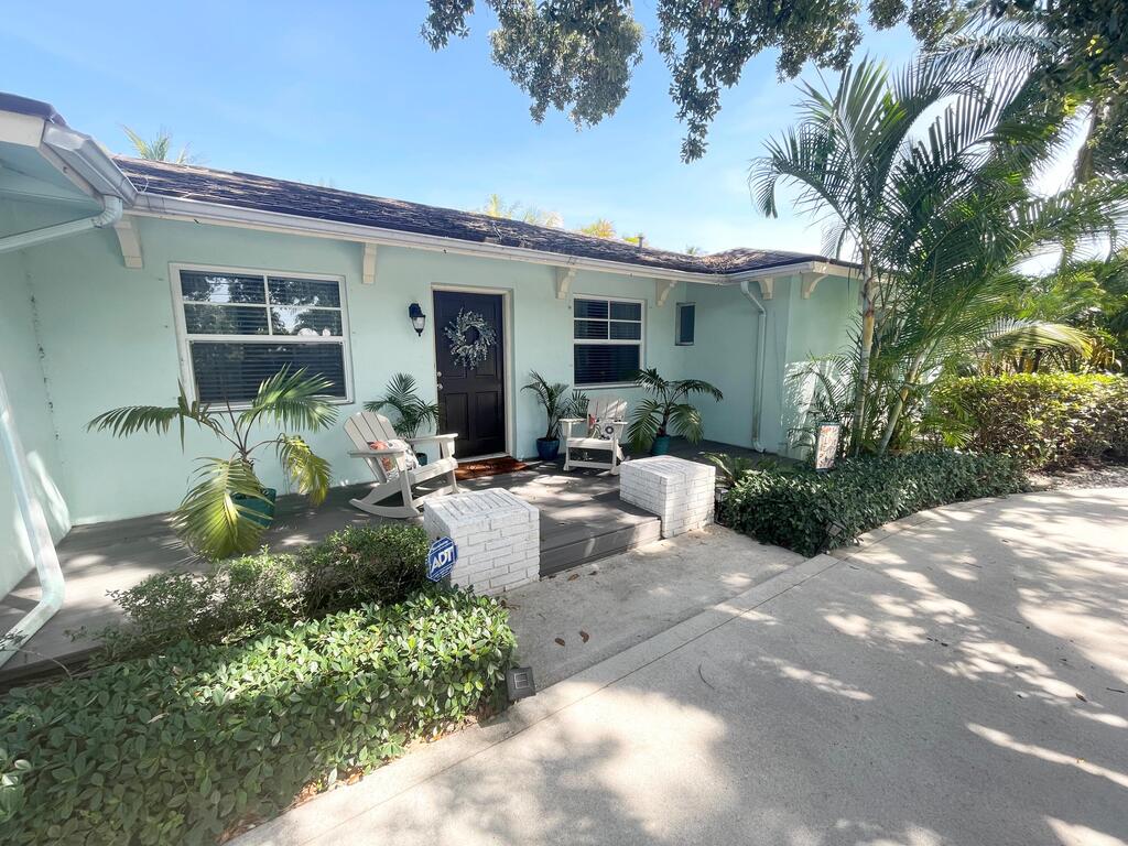 403 Riverside Drive, Tequesta, FL 33469