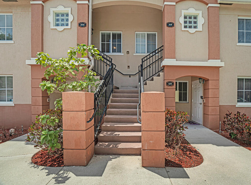 3810 Jog Road, West Palm Beach, FL 33411